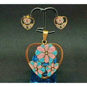 Vintage Gold Tone Pink Blue Enamel Open Heart Pendant Pierced Earrings Set